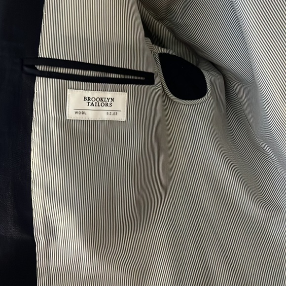 Brooklyn Tailors dark blue blazer - Size 3 - Picture 4 of 8